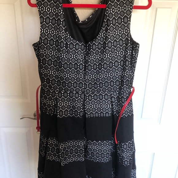 A black and white Tiana B. dress. - Picture 2 of 5